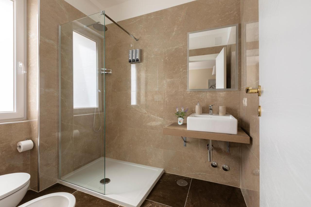 Momo Central Rome 2 ภายนอก รูปภาพ